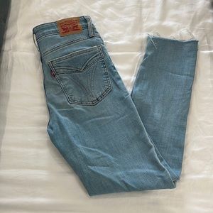 Levi’s High Rise Skinny Jeans size 27